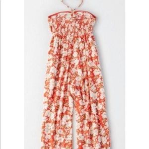 💛American Eagle Floral Jumpsuit